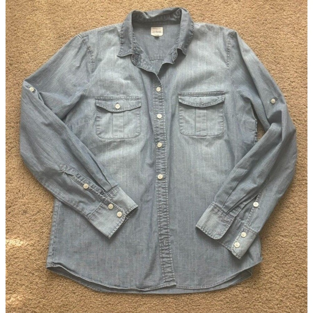 J.Crew Perfect Chambray Shirt Women’s M Medium Wash Denim Button Front Casual